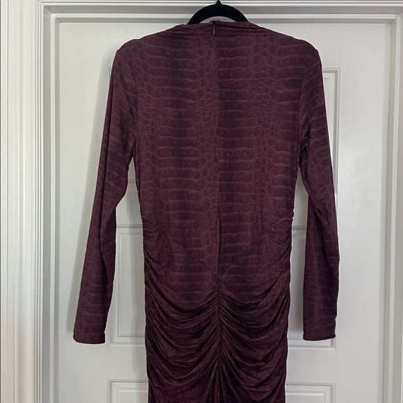 Snakeskin Print Long Sleeve Ruched Dress - Picture 9 of 10